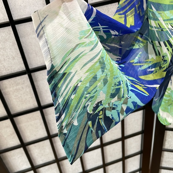 Mr Max Sheer Blouse, Leafy Pattern, Bell Sleeves, NWOT SZ XL - Picture 8 of 9